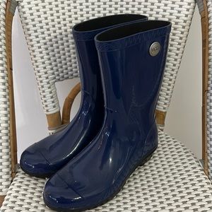 Ugg navy rainboots